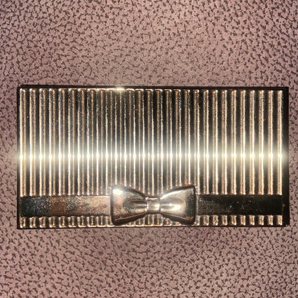 Estée Lauder glam eyeshadow palette. Brand new
